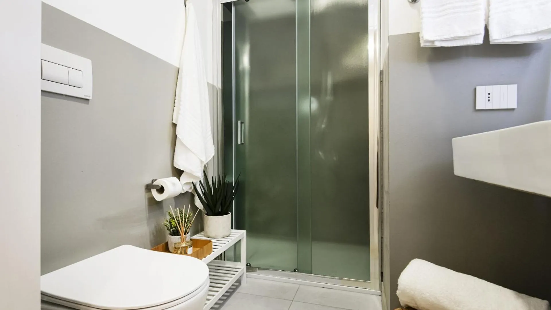 Apartment Easylife - Cav104 Prestigioso Con Jacuzzi In Centrale Milan