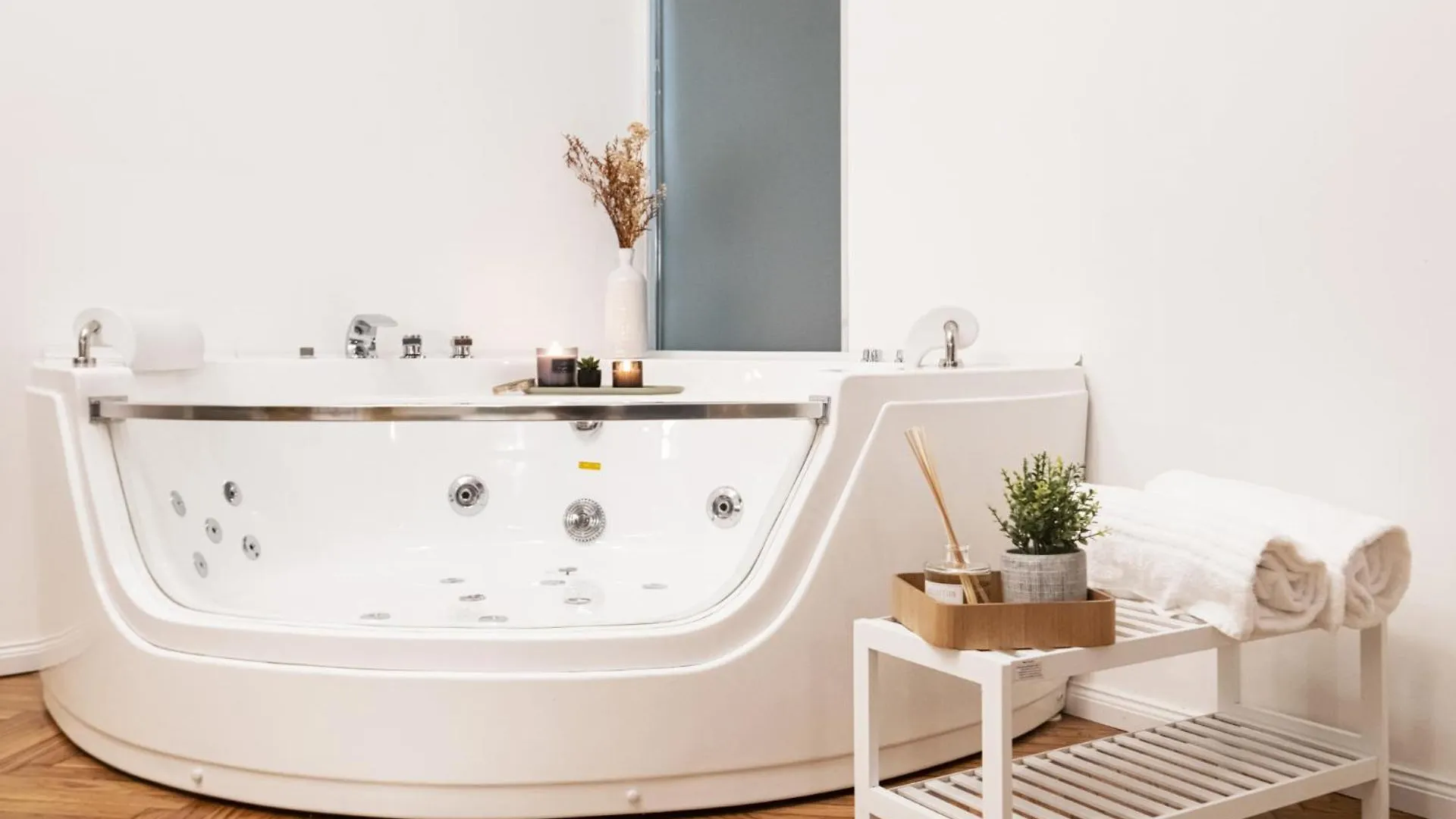 Easylife - Cav104 Prestigioso Con Jacuzzi In Centrale Milan